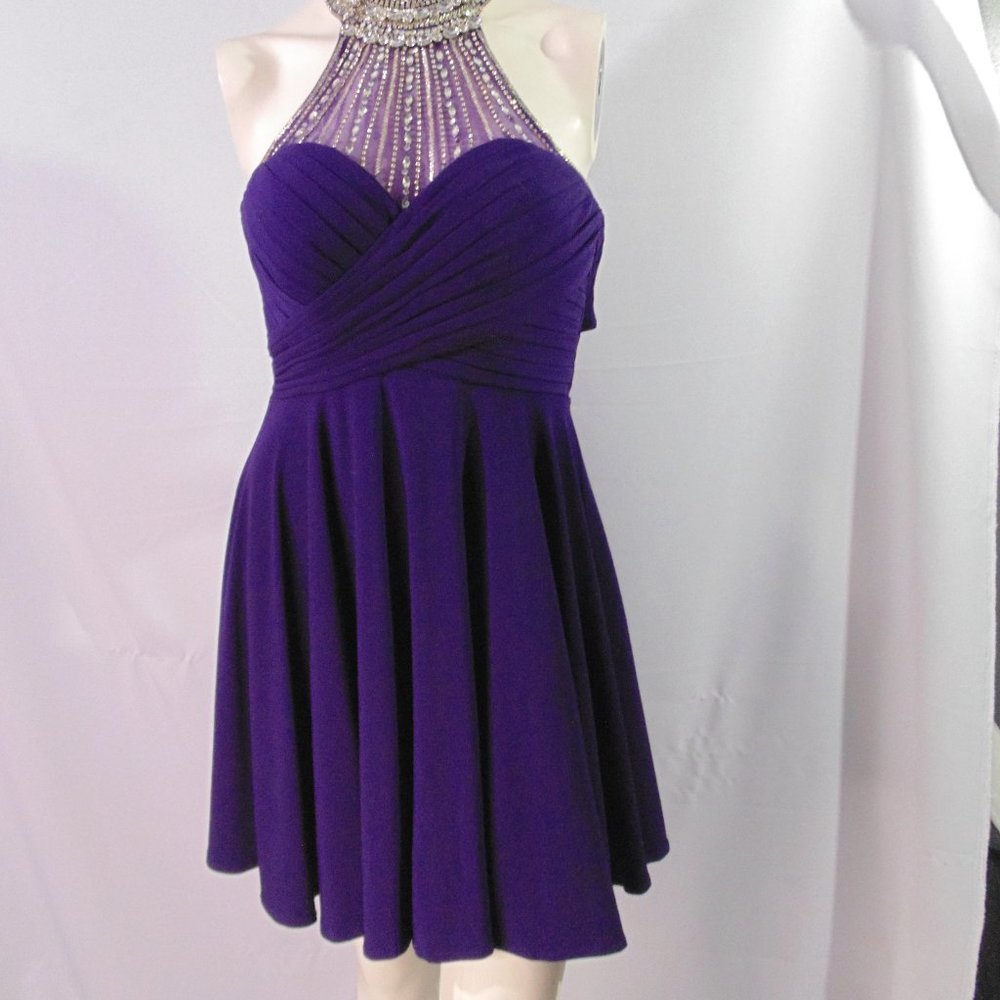Jovani Short Cocktail Dress  COLOR :Purple  Size 2 - Picture 2 of 4